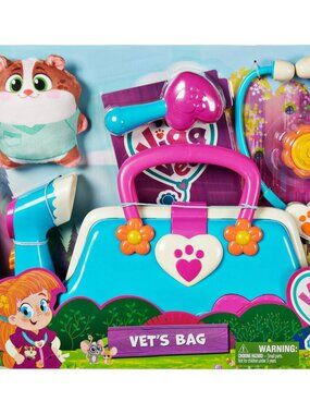 Vida the Vet, Vet’s Bag with 5 Vet-play Accessories & 1 Popcorn Plush - New
